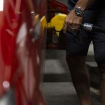 Carburants : le gouvernement prolonge et élargit l'aide aux travailleurs grands rouleurs